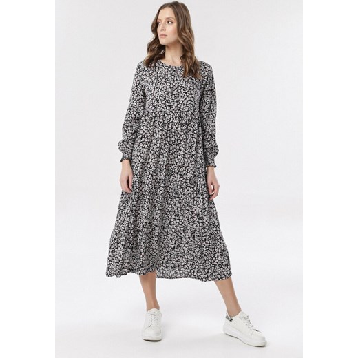 Sukienka Born2be szara casual oversize'owa maxi z okrągłym dekoltem 