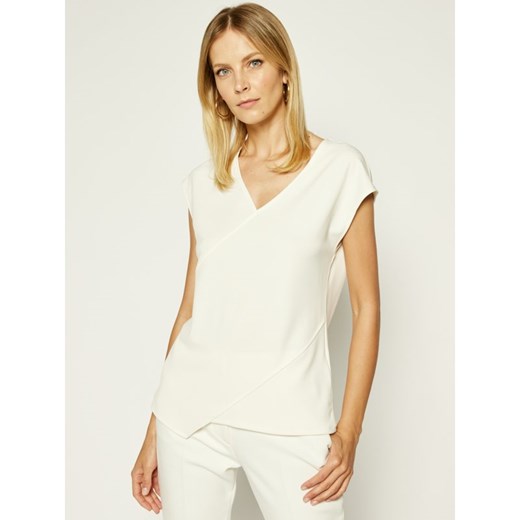 Bluzka damska DKNY biała bez wzorów z krótkim rękawem 