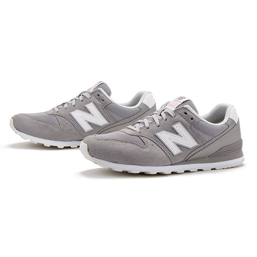 Buty sportowe damskie New Balance w stylu casual 