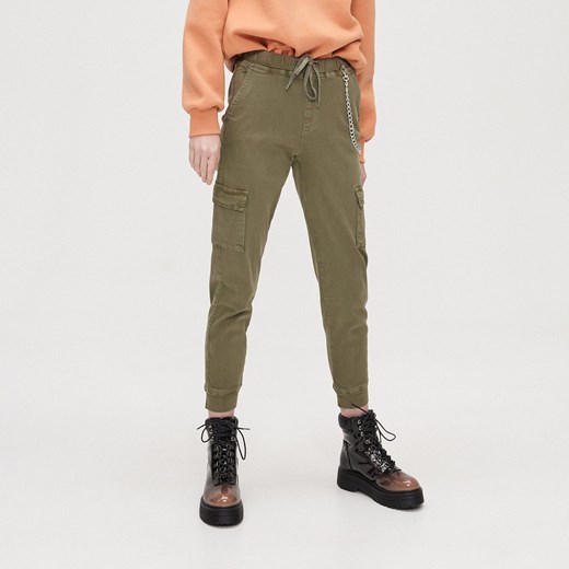 Spodnie damskie zielone Cropp 