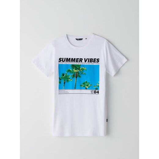 Cropp - Koszulka z wakacyjnym motywem - Biały