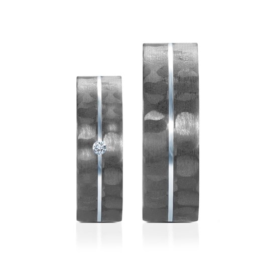 Obrączki ślubne: carbon, srebro, płaskie, 6 mm i 7 mm  Savicki   promocja 