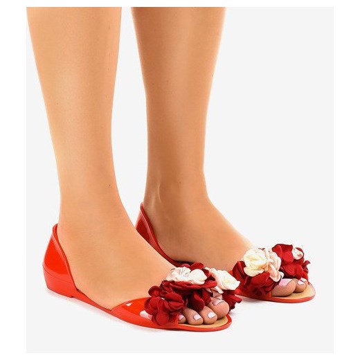 Sandały damskie czerwone Butymodne w kwiaty na płaskiej podeszwie z gumy bez zapięcia casual 