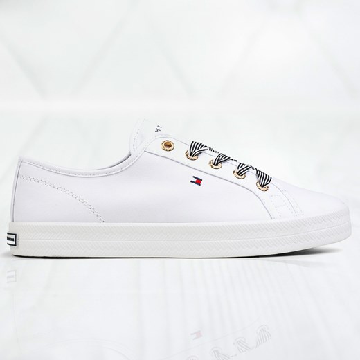 Tommy Hilfiger Essential Nautical Sneaker FW0FW04848YBS Tommy Hilfiger 40 promocyjna cena Sneakers.pl
