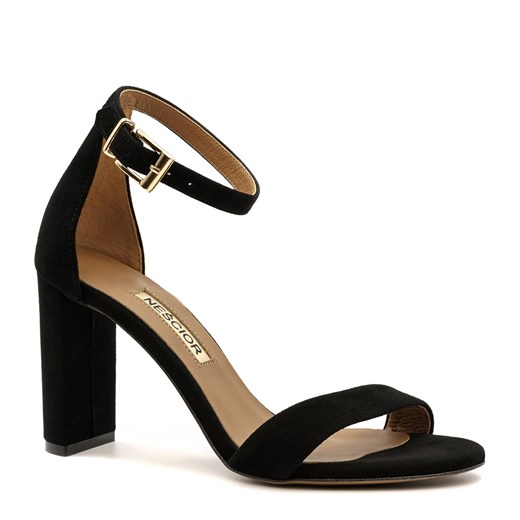 Czarne zamszowe sandały na wysokim słupku 33G ze sklepu NESCIOR w kategorii Sandały damskie - zdjęcie 90515599