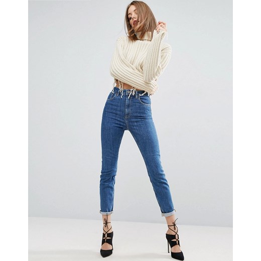 ASOS DESIGN – Farleigh – Dopasowane mom jeans z podwyższonym stanem w odcieniu harley flat blue-Niebieski W36 L30 Asos Poland