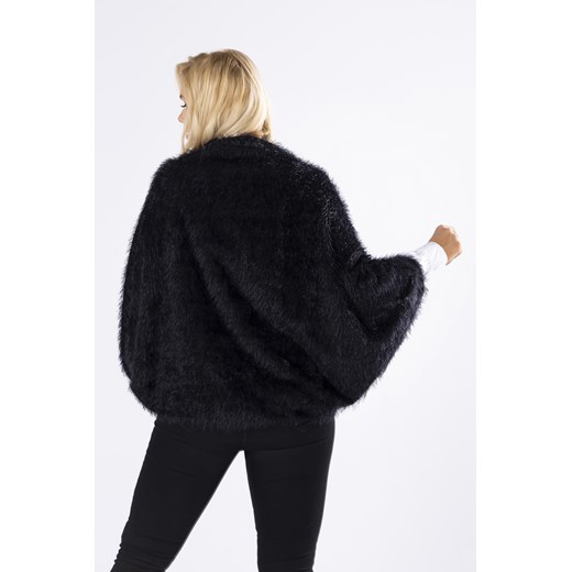 futrzana narzutka o nietoperzowym kroju Ptakmoda.com U ptakmoda.com