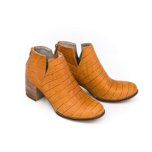 wycięte botki na słupku - skóra naturalna - model 501 - kolor brązowy przypalany Zapato 36 zapato.com.pl