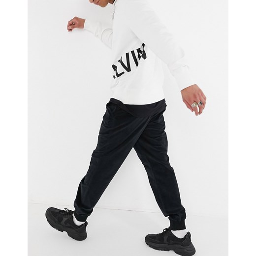 Calvin Klein Jeans – Czarne sztruksowe spodnie-Czarny M Asos Poland