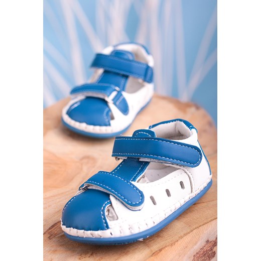 Niebieskie sandały niemowlęce niechodki ze skórzaną wkładką na rzepy Casu FX85 Casu 18 Casu.pl