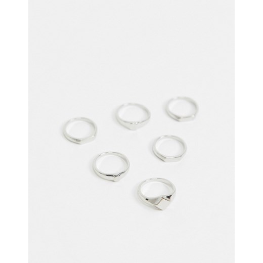 ASOS DESIGN Zestaw 6 pierścionków-sygnetów o różnych kształtach w kolorze srebrnym M / L Asos Poland