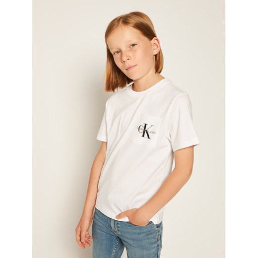Calvin Klein Jeans T-Shirt Monogram Pocket IB0IB00457 Biały Regular Fit 10 okazja MODIVO