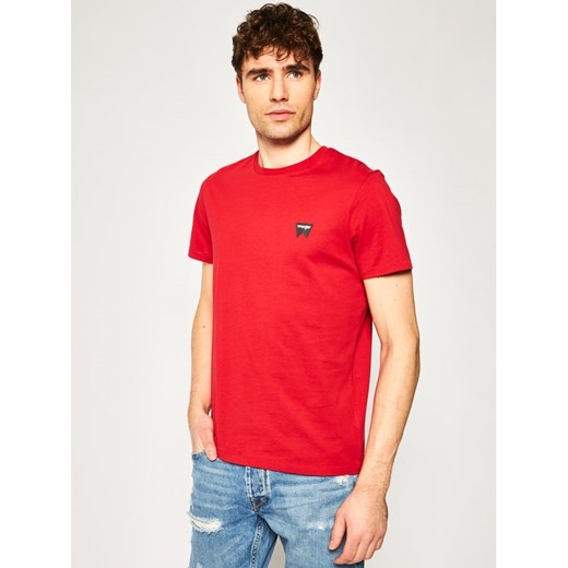 Wrangler T-Shirt Sign Off Tee W7C07D3UU Czerwony Regular Fit Wrangler L promocja MODIVO