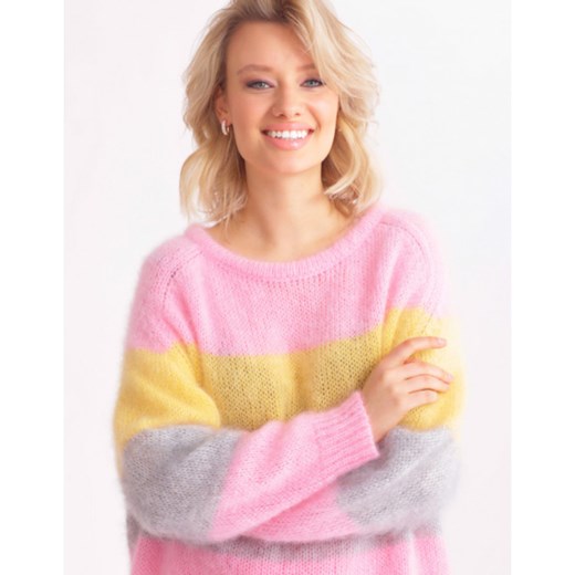 Sweter moherowy Carla Bad Icon ONESIZE showroom.pl