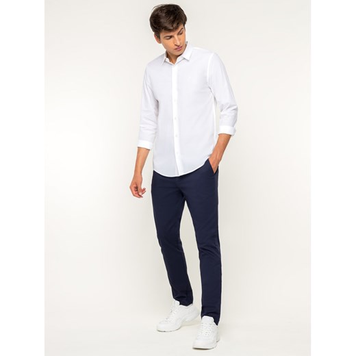 Calvin Klein Jeans Koszula J30J312439 Biały Slim Fit L okazyjna cena MODIVO