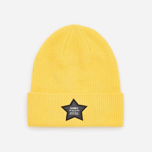 Reserved - Dzianinowa czapka z naszywką - Żółty Reserved M/L Reserved