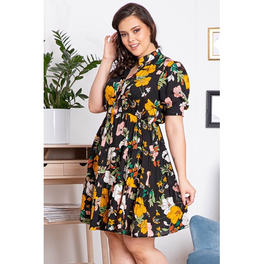 Sukienka szmizjerka rozpinana letnia z falbankami OLENA wiskoza czarna w żółte kwiaty PROMOCJA Plus Size wyprzedaż karko.pl