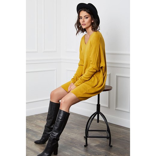 Sweter damski So Cachemire z dekoltem w serek 