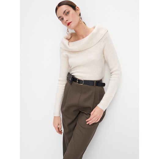 Sweter damski beżowy Mohito