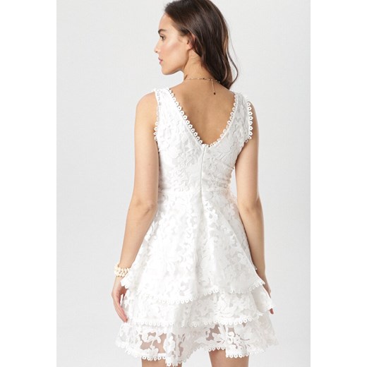 Biała Sukienka Auralena M okazyjna cena Born2be Odzież