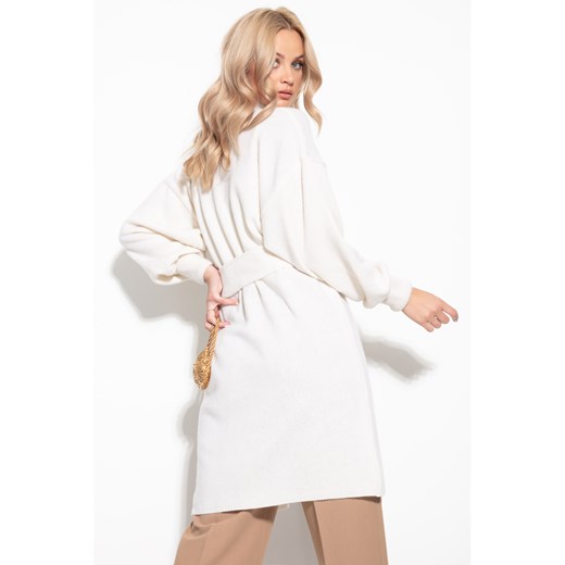 Sweter damski biały Fobya z dekoltem v bez wzorów 