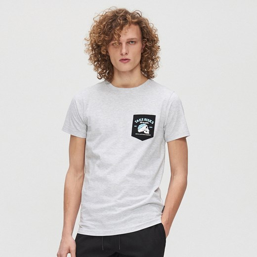 Cropp - Koszulka z nadrukiem na plecach - Biały Cropp XS wyprzedaż Cropp