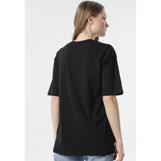 Czarny T-shirt Crialacia XL promocja Born2be Odzież