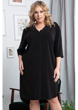 Sukienka swobodna klasyczna wysmuklająca oversize PADWA dłuższy tył czarna PROMOCJA ze sklepu karko.pl w kategorii Sukienki - zdjęcie 104894267