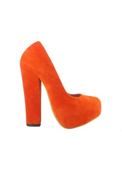 Czerwone szpilki na słupku buty zamszowe ze sklepu Kokietki w kategorii Czółenka - zdjęcie 106047977