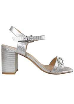 Srebrne sandały damskie na słupku matowe buty ze sklepu Kokietki w kategorii Sandały damskie - zdjęcie 106049369