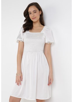 Biała Sukienka Drenlisa ze sklepu Born2be Odzież w kategorii Sukienki - zdjęcie 110615019