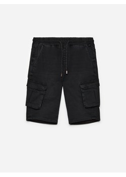 Cropp - Jeansowe szorty jogger - czarny ze sklepu Cropp w kategorii Spodenki męskie - zdjęcie 110671277