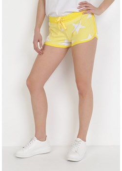 Żółte Szorty Dresowe Kaishell ze sklepu Born2be Odzież w kategorii Szorty - zdjęcie 110911976