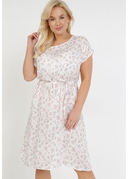 Biała Sukienka Nemenilla ze sklepu Born2be Odzież w kategorii Sukienki - zdjęcie 110915199