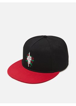 Cropp - Czapka snapback z nadrukiem - czerwony ze sklepu Cropp w kategorii Czapki z daszkiem męskie - zdjęcie 110987307