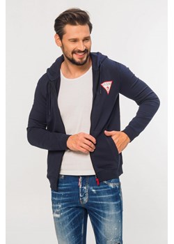GUESS - granatowa bluza męska z kapturem ze sklepu outfit.pl w kategorii Bluzy męskie - zdjęcie 113815758