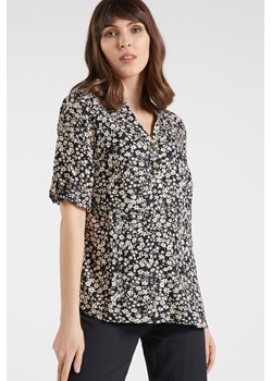 Koszulowa bluzka w kwiatki ze sklepu MONNARI w kategorii Bluzki damskie - zdjęcie 114869515