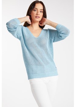 Ażurowy sweter z dekoltem w serek ze sklepu MONNARI w kategorii Swetry damskie - zdjęcie 114876608