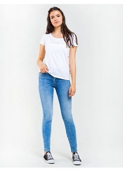 Koszulka damska z napisem biała Regina 110 ze sklepu Big Star w kategorii Bluzki damskie - zdjęcie 115842639