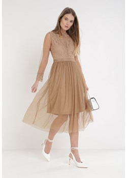 Ciemnobeżowa Sukienka Describi ze sklepu Born2be Odzież w kategorii Sukienki - zdjęcie 117423317