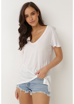 Biały T-shirt Leucelsa ze sklepu Born2be Odzież w kategorii Bluzki damskie - zdjęcie 118271676