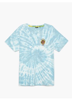 Cropp - Koszulka tie dye z napisem - niebieski ze sklepu Cropp w kategorii T-shirty męskie - zdjęcie 118729207