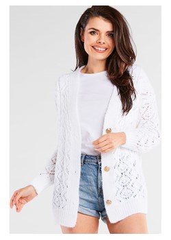 AWAMA sweter damski biały z okrągłym dekoltem 