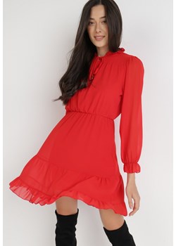 Czerwona Sukienka Katathe ze sklepu Born2be Odzież w kategorii Sukienki - zdjęcie 121319475
