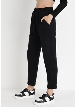 Czarne Spodnie Dresowe Lyvyre ze sklepu Born2be Odzież w kategorii Spodnie damskie - zdjęcie 121481675