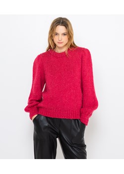 Różowy sweter damski Camaieu na zimę 