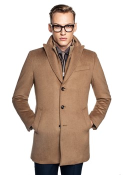 Kamelowy płaszcz typu dyplomatka Recman WORSLEY ze sklepu Eye For Fashion w kategorii Płaszcze męskie - zdjęcie 124432749