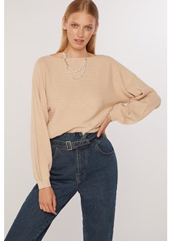 Sweter z ozdobnym splotem ze sklepu MONNARI w kategorii Swetry damskie - zdjęcie 124745706