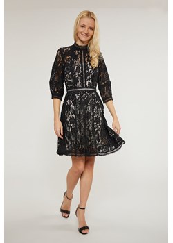 Koronkowa sukienka w eleganckim stylu ze sklepu MONNARI w kategorii Sukienki - zdjęcie 125162097