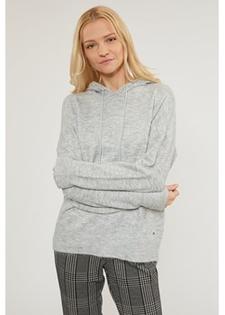 Szary sweter damski MONNARI z kapturem  ze sklepu MONNARI w kategorii Swetry damskie - zdjęcie 125506137